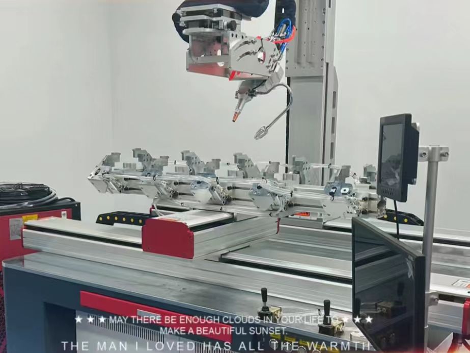 How to adjust the optical path before using the fully automatic laser welding machine?