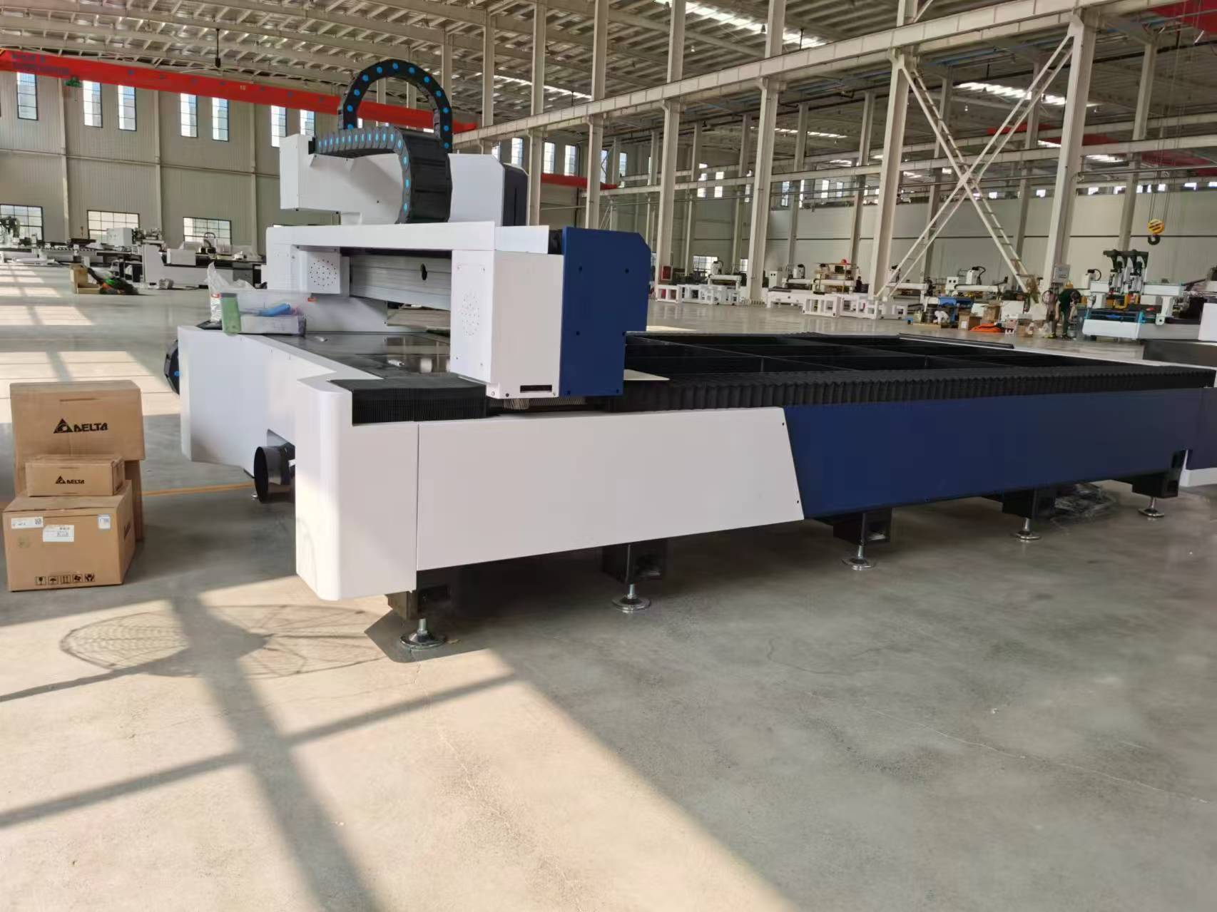 laser cutting machine