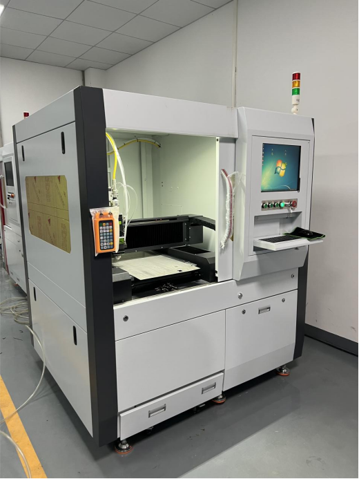 laser cutting machine